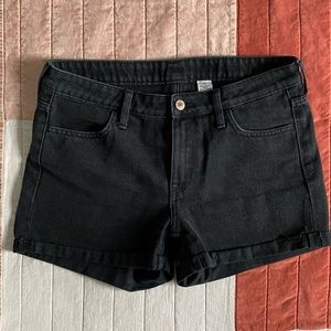 H&M black high-waisted shorts